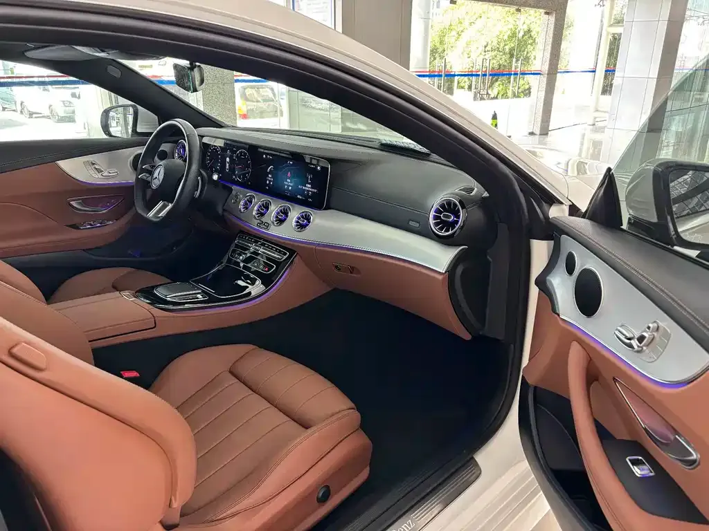 [object Object] E-Class (Import) 2023 из CN, фото 9