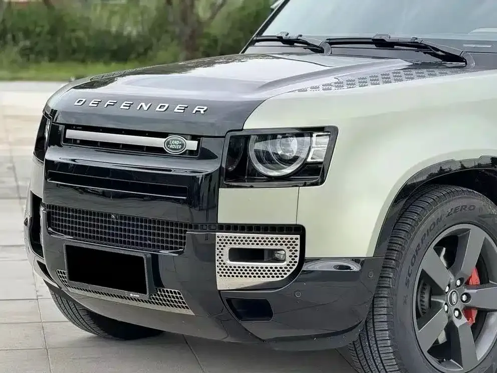 Land Rover Defender — фото 7