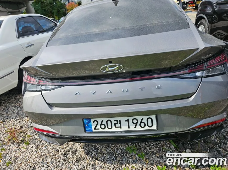 Hyundai AVANTE — фото 4