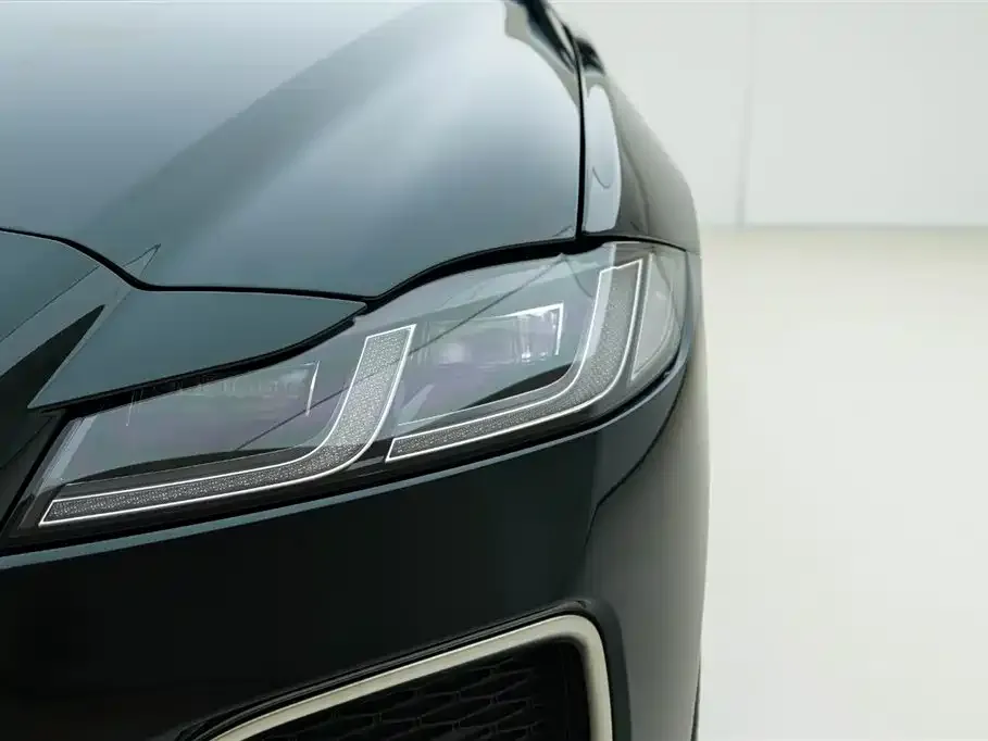 Jaguar XFL 2025 из CN, фото 10