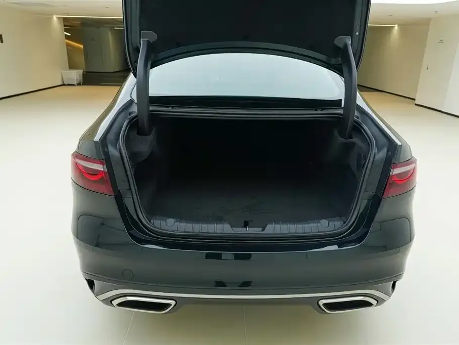 Jaguar XFL 2025 из CN, фото 8