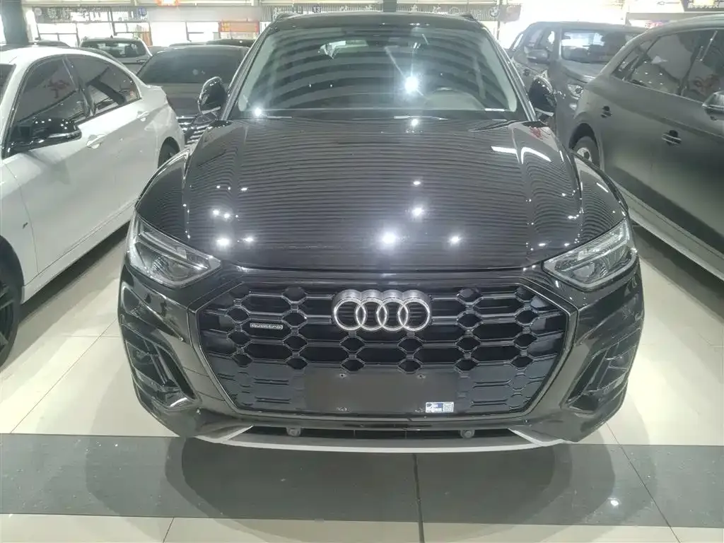 Audi Q5L 2022 из CN, фото 3