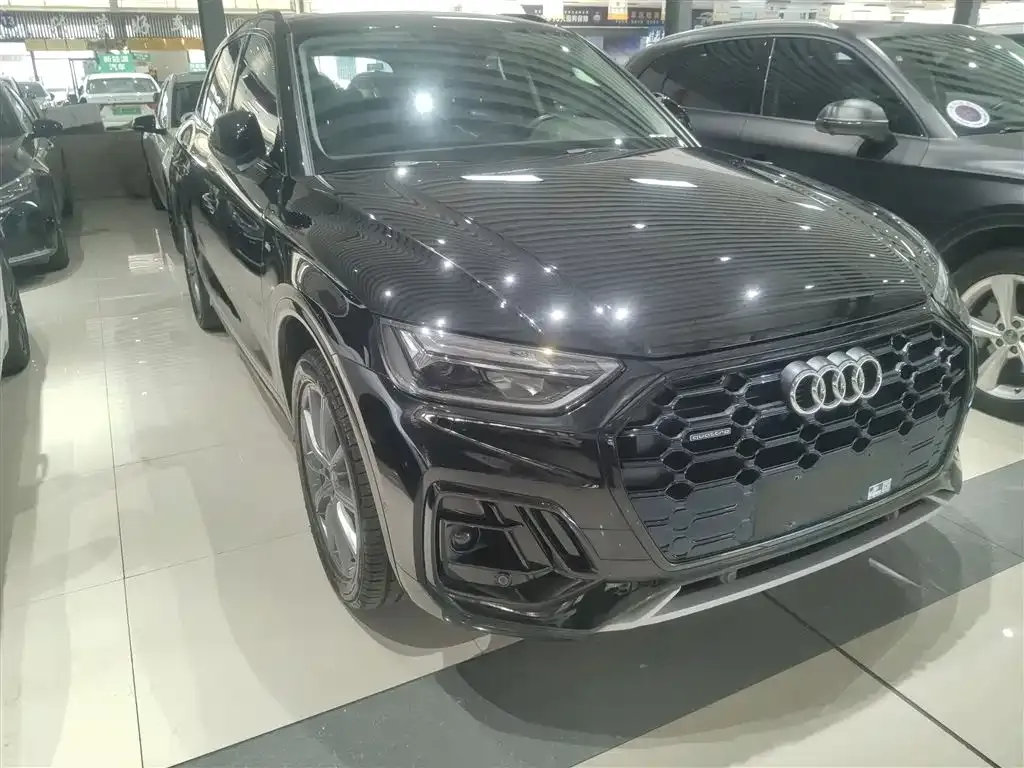 Audi Q5L 2022 из CN, фото 4