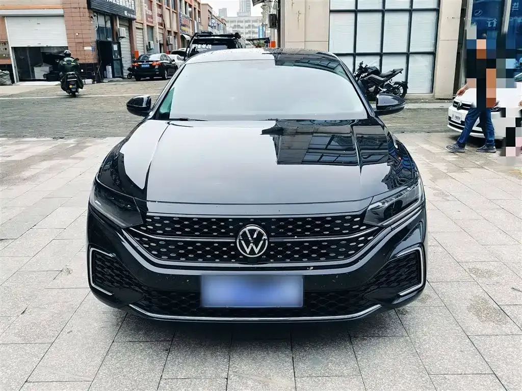 Volkswagen Passat — фото 3