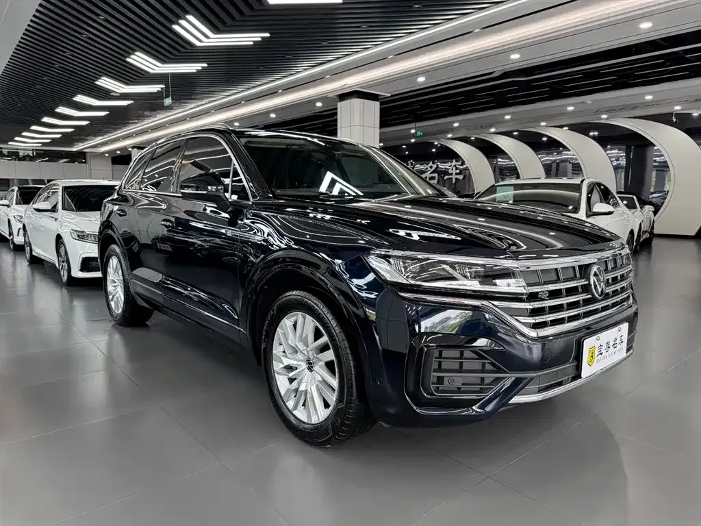 Volkswagen Touareg 2023 из CN, фото 3