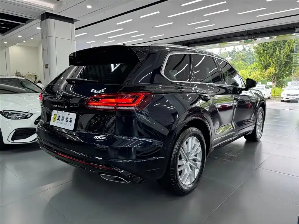 Volkswagen Touareg 2023 из CN, фото 5