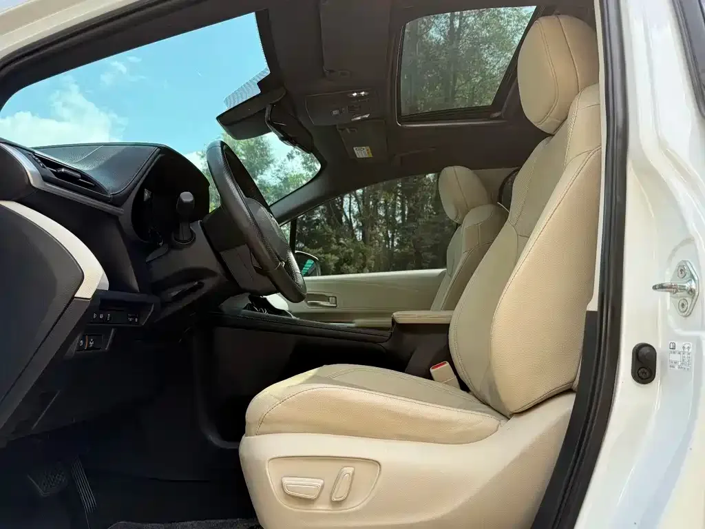 Toyota Sienna 2022 из CN, фото 8