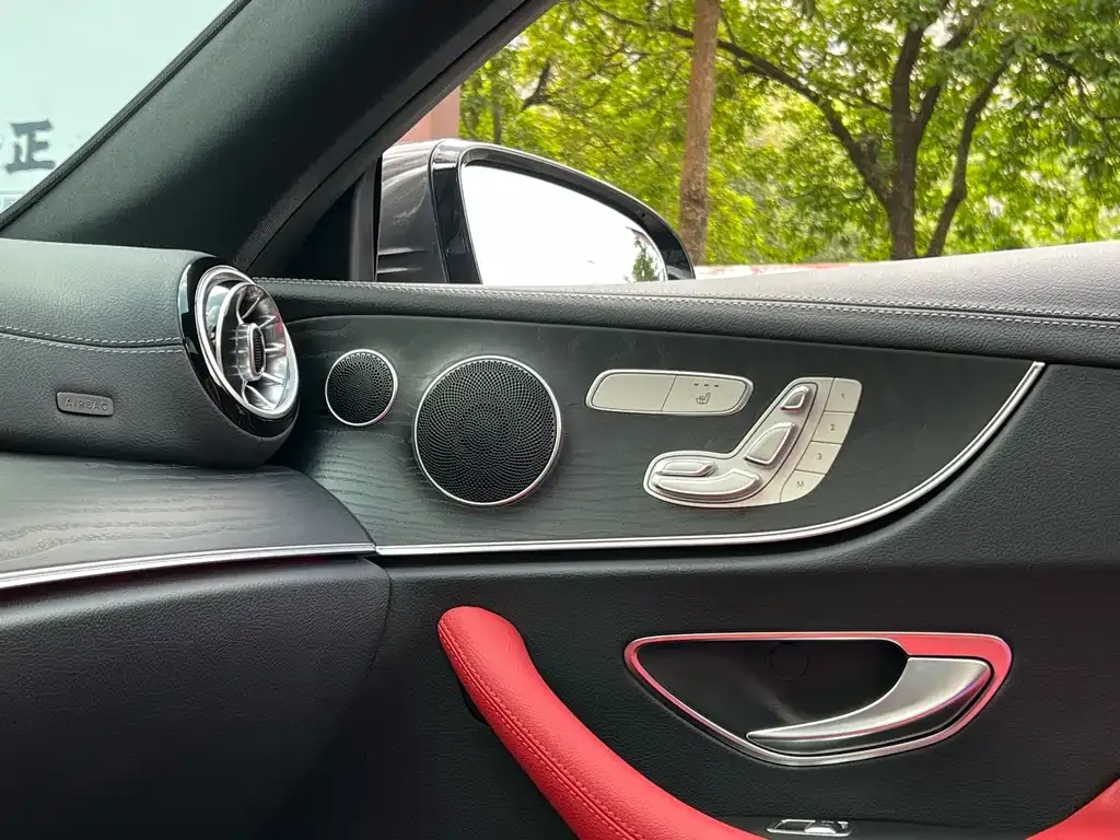 Mercedes-Benz E-Class (Import) 2023 из CN, фото 3