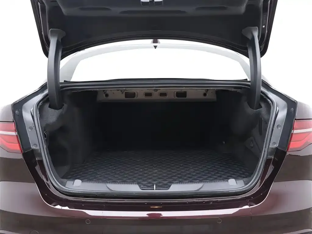 Jaguar XEL 2021 из CN, фото 6