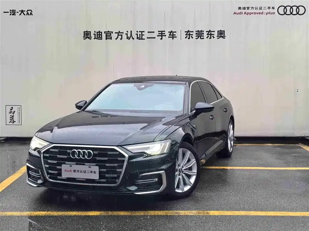 Audi A6L — фото 1