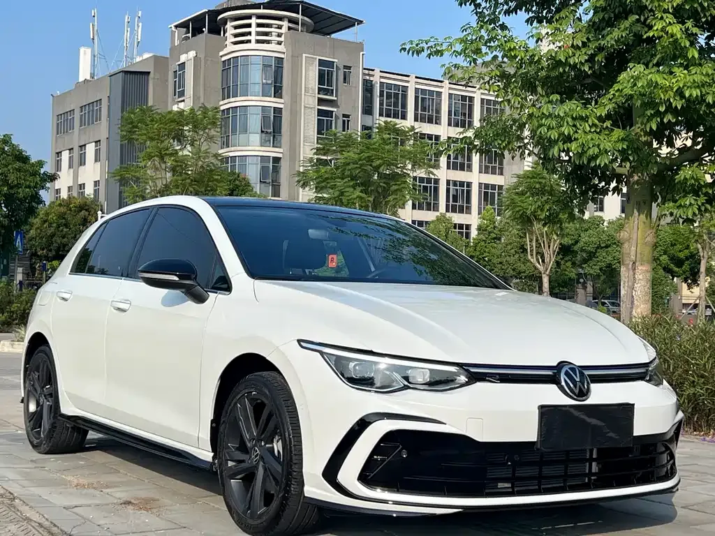 Volkswagen Golf 2022 из CN, фото 3