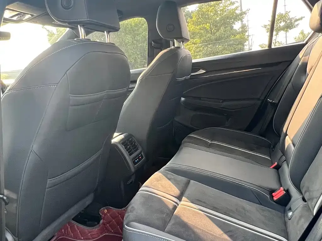 Volkswagen Golf 2022 из CN, фото 6