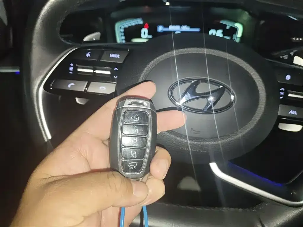 Hyundai Custo — фото 9