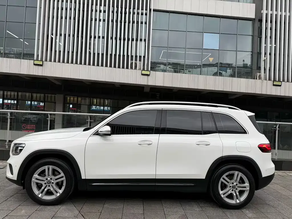 Mercedes-Benz GLB 2021 из CN, фото 2