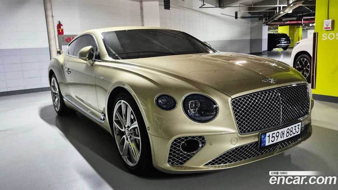 Bentley Continental 2023 из KR, фото 2