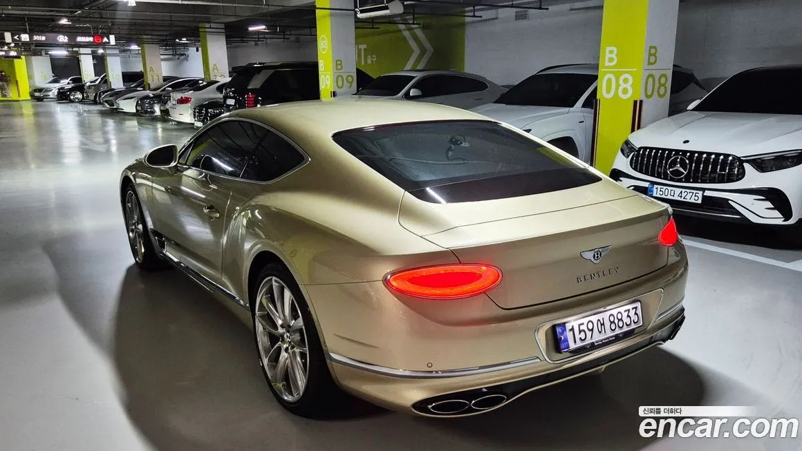 Bentley Continental 2023 из KR, фото 8