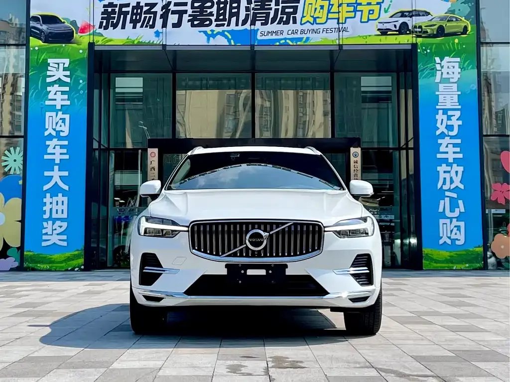 Volvo XC60 — фото 2