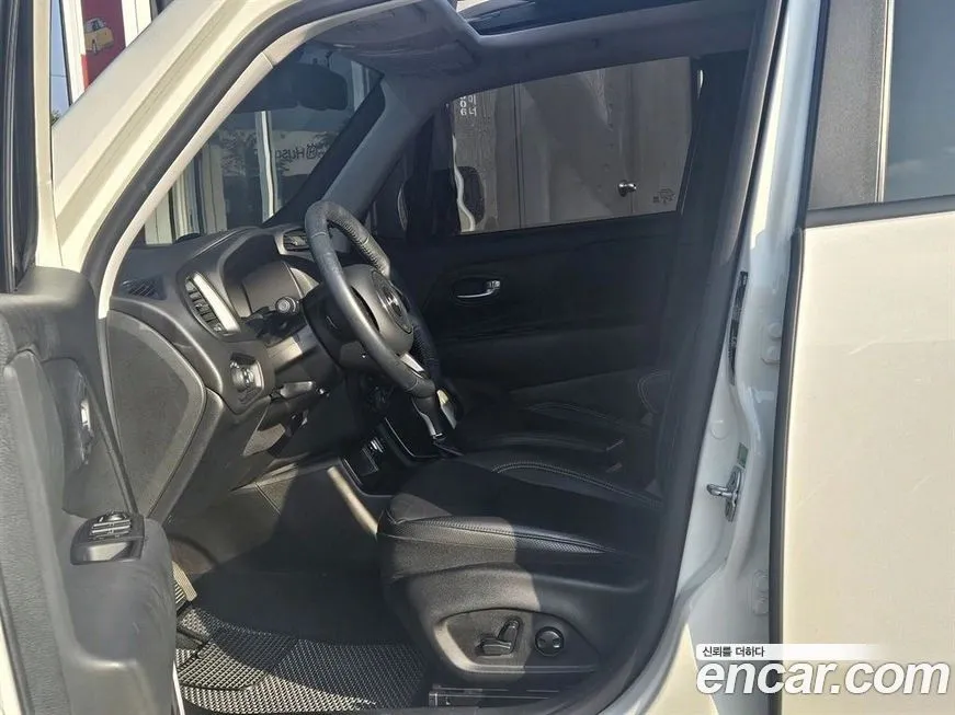 Jeep Renegade 2022 из KR, фото 10