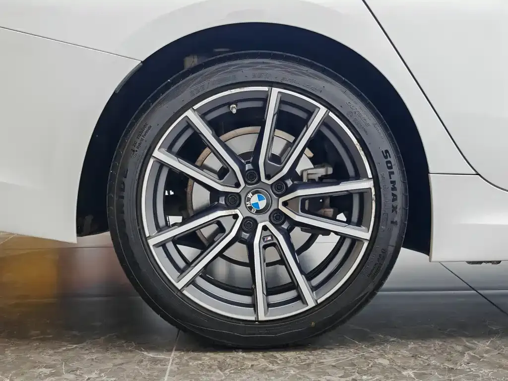 BMW 3 Series — фото 10