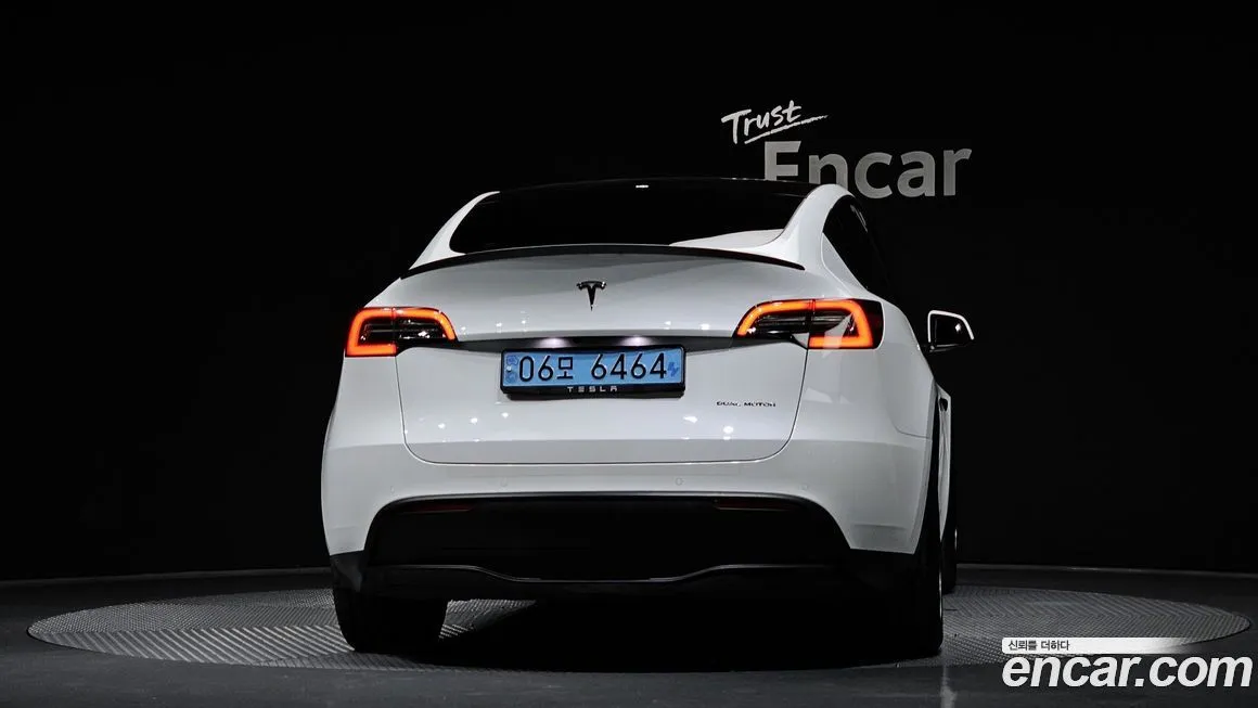 Tesla Model Y — фото 4