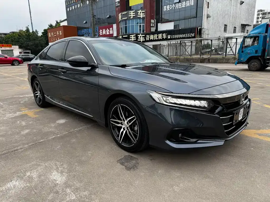 Honda Accord — фото 3