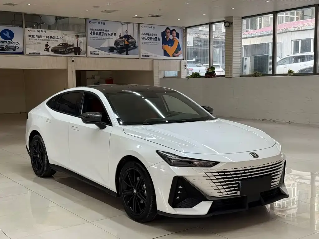 Changan UNI-V 2022 из CN, фото 3