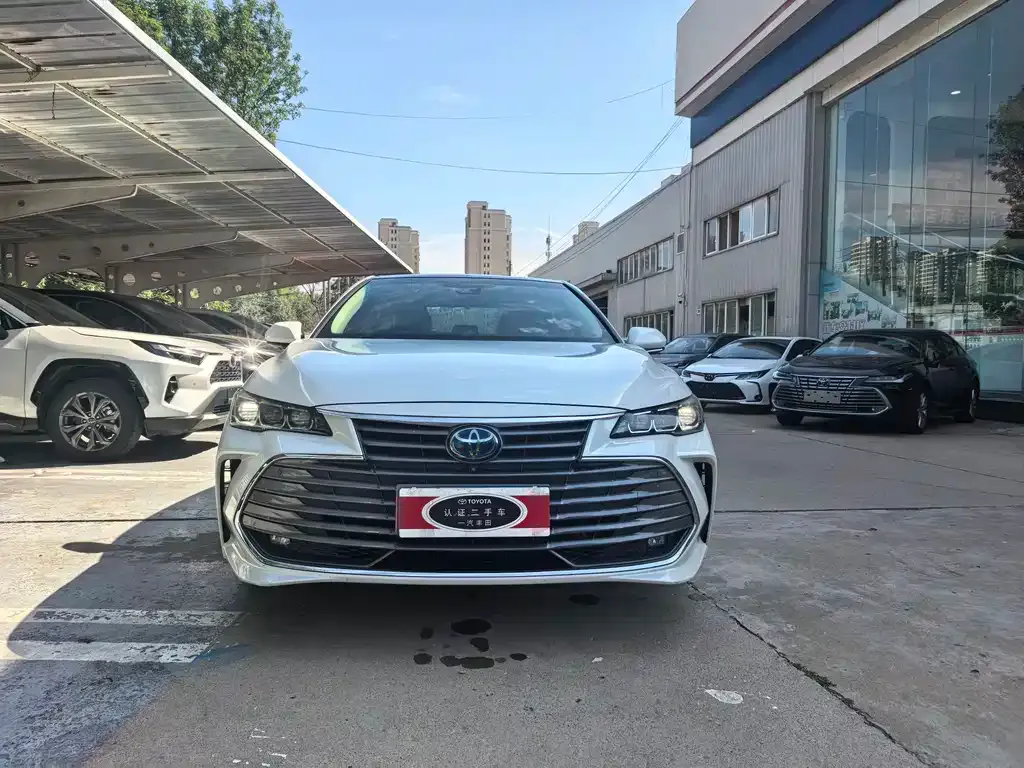 Toyota Avalon 2021 из CN, фото 1