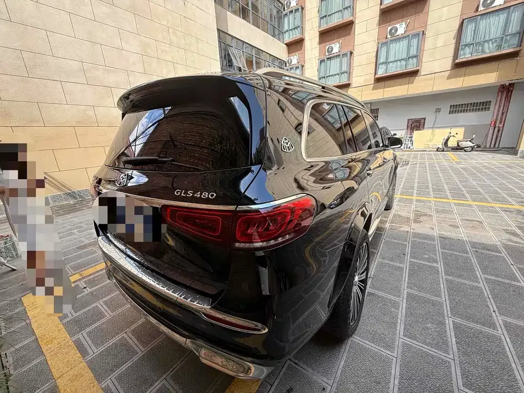 Mercedes-Benz GLS — фото 5