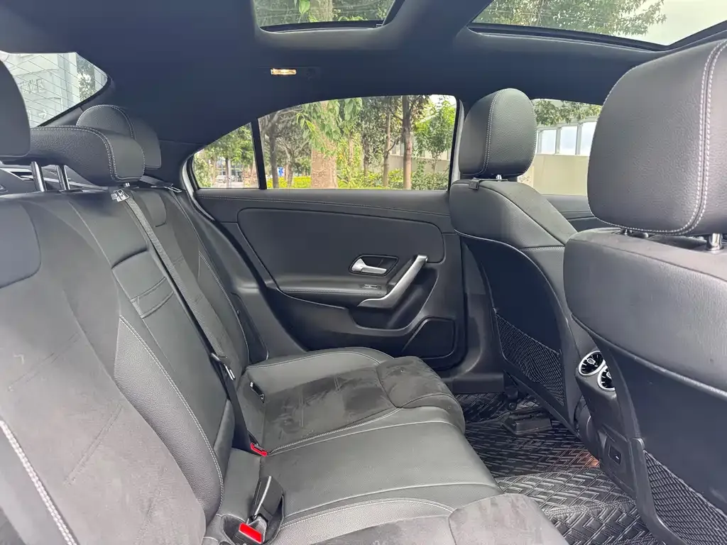 Mercedes-Benz A-Class 2021 из CN, фото 7