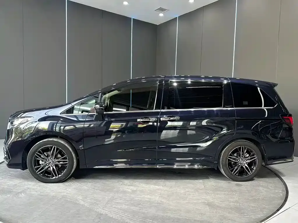 Honda Odyssey 2022 из CN, фото 4