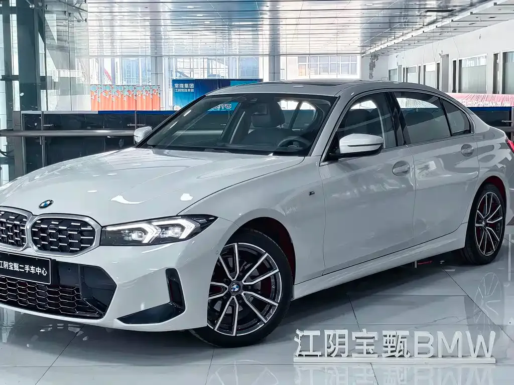 BMW 3 Series 2023 из CN, фото 1
