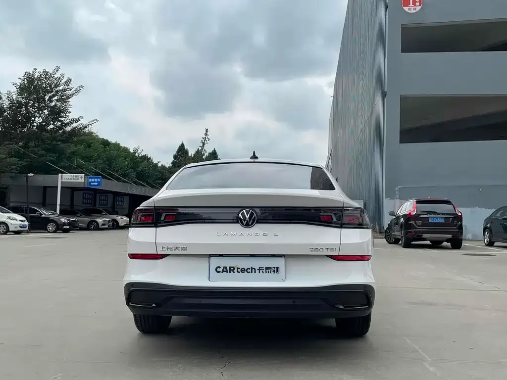 Volkswagen Lamando 2024 из CN, фото 7