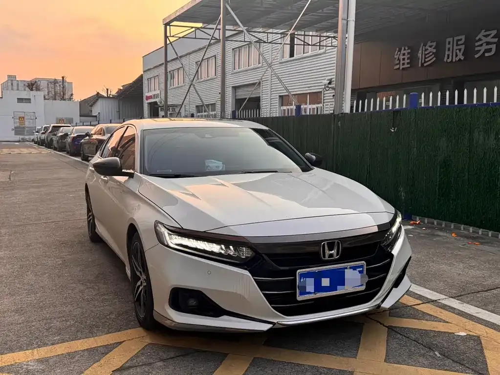 Honda Accord — фото 2