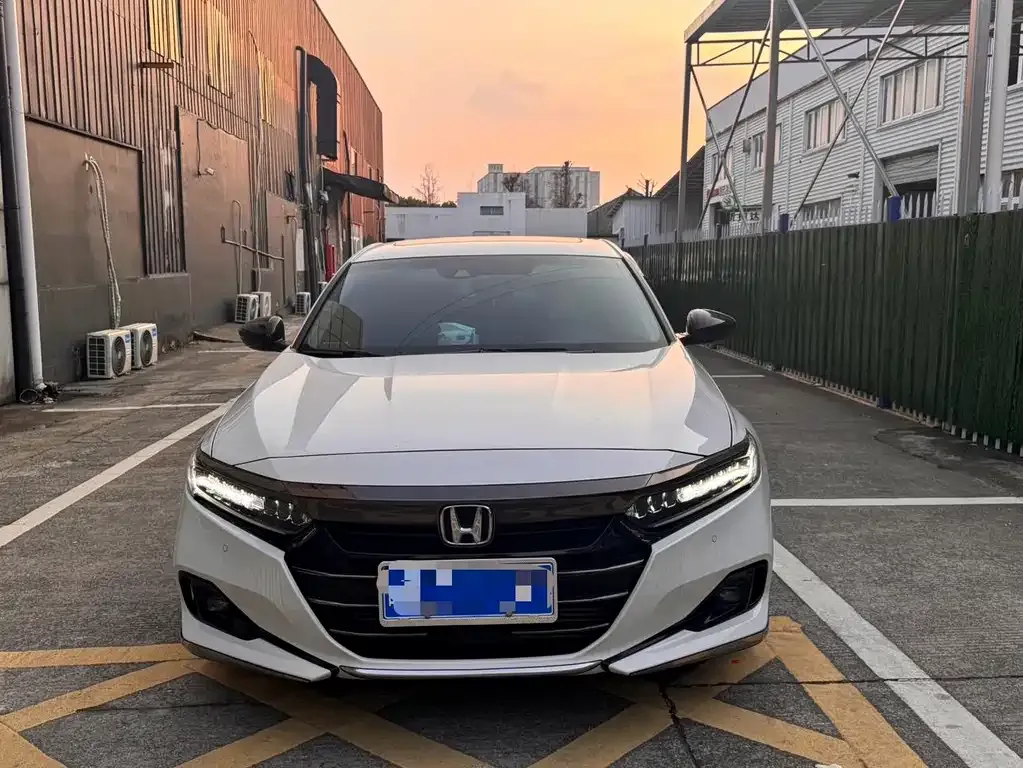 Honda Accord — фото 3