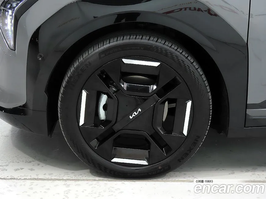 [object Object] EV3 2025 из KR, фото 5