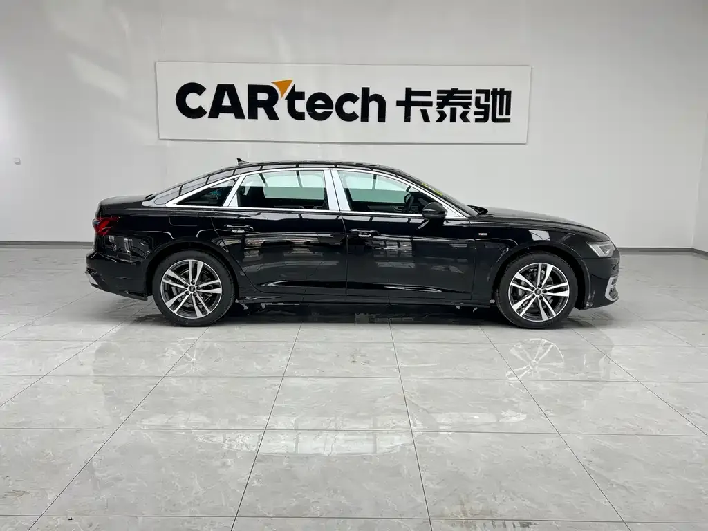 Audi A6L — фото 5