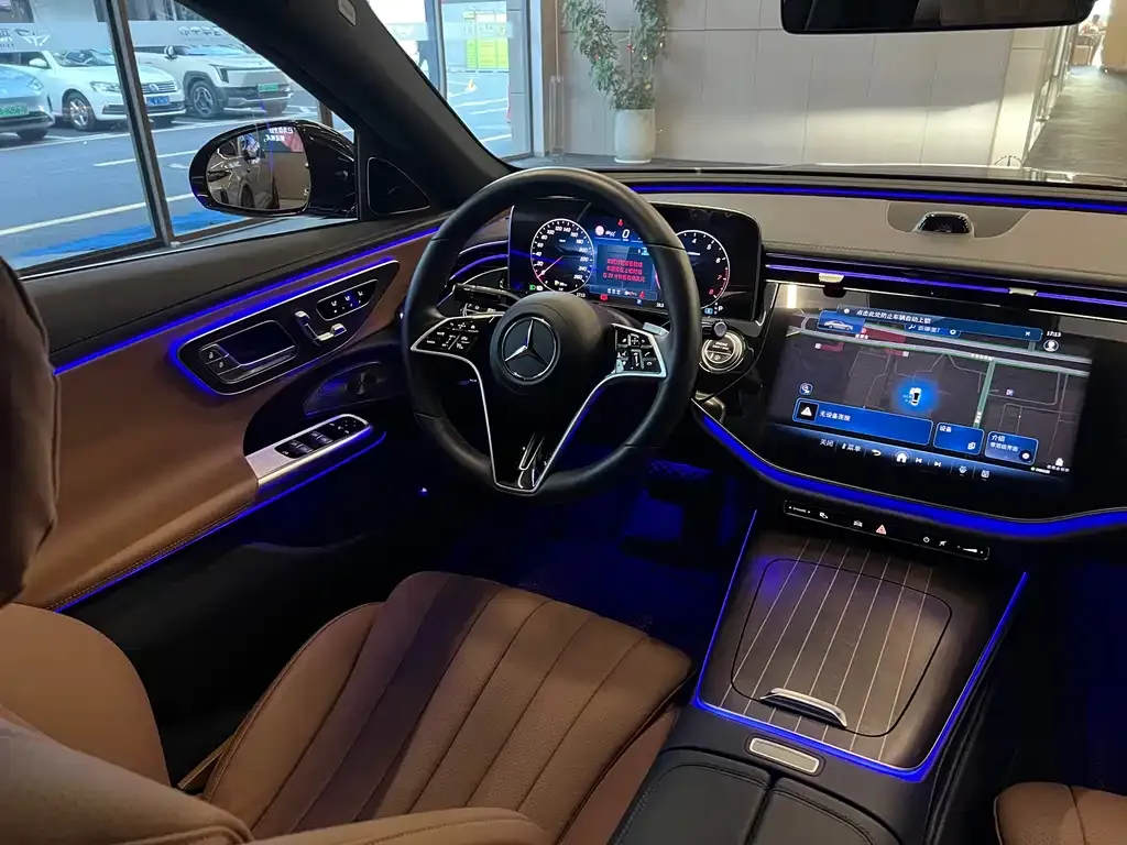 Mercedes-Benz E-Class 2024 из CN, фото 10