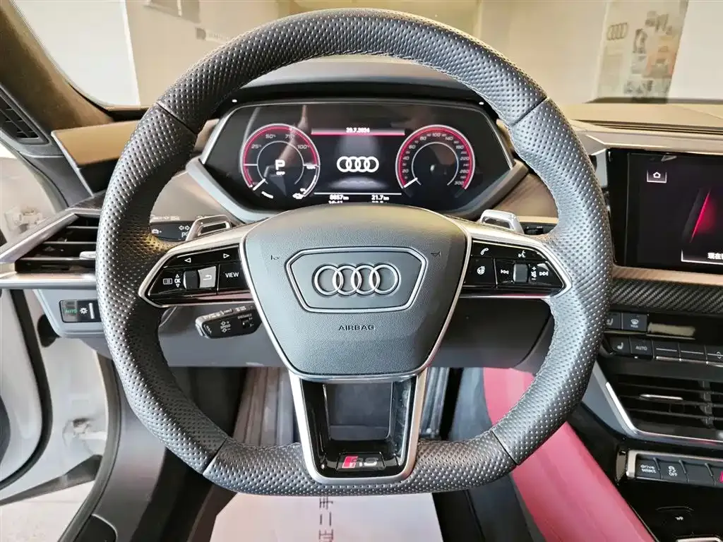 Audi RS e-tron GT 2023 из CN, фото 10