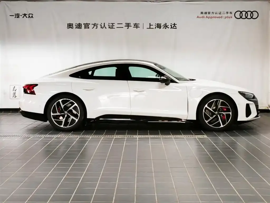 Audi RS e-tron GT 2023 из CN, фото 3