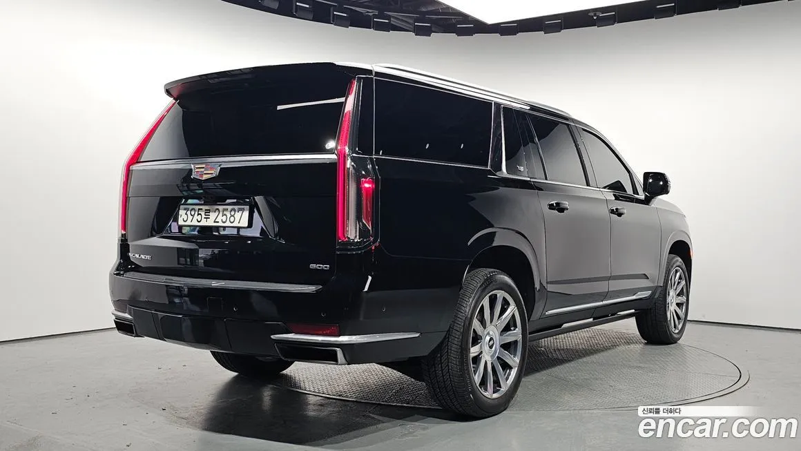 Cadillac Escalade 2021 из KR, фото 2