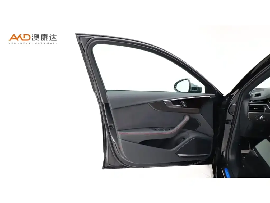 Audi S4 2024 из CN, фото 10