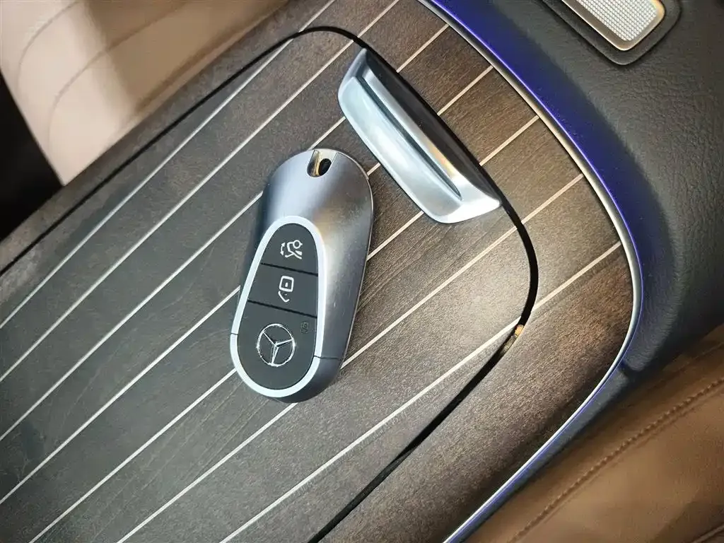 Mercedes-Benz E-Class 2024 из CN, фото 9