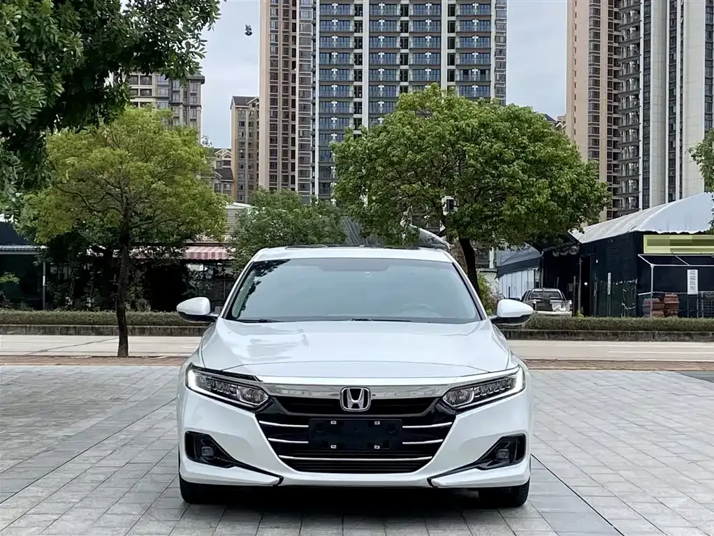 Honda Accord — фото 2