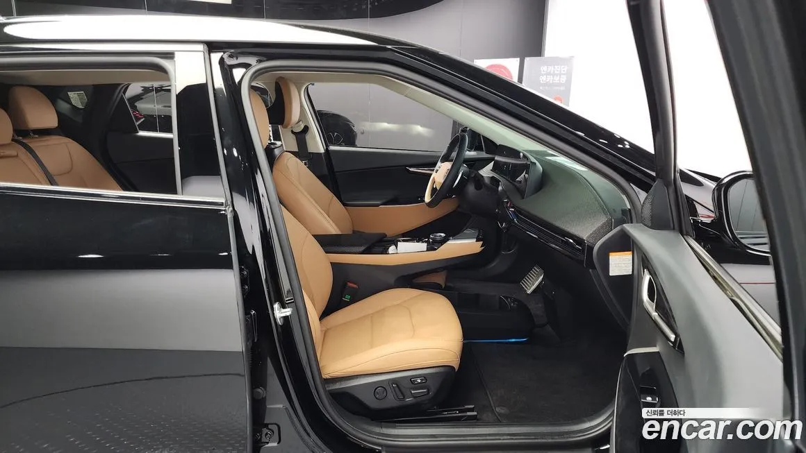 Kia EV6 2023 из KR, фото 10