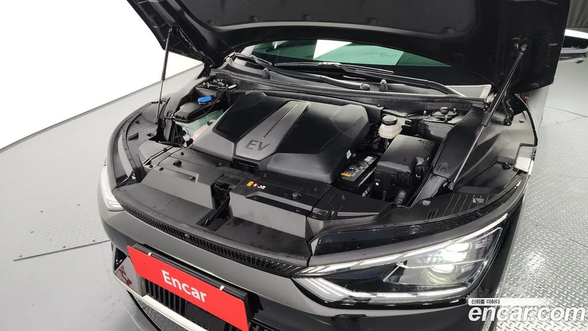 Kia EV6 2023 из KR, фото 6
