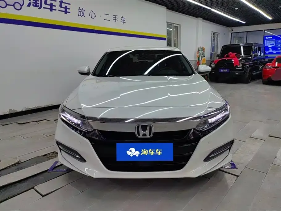 Honda Accord — фото 2