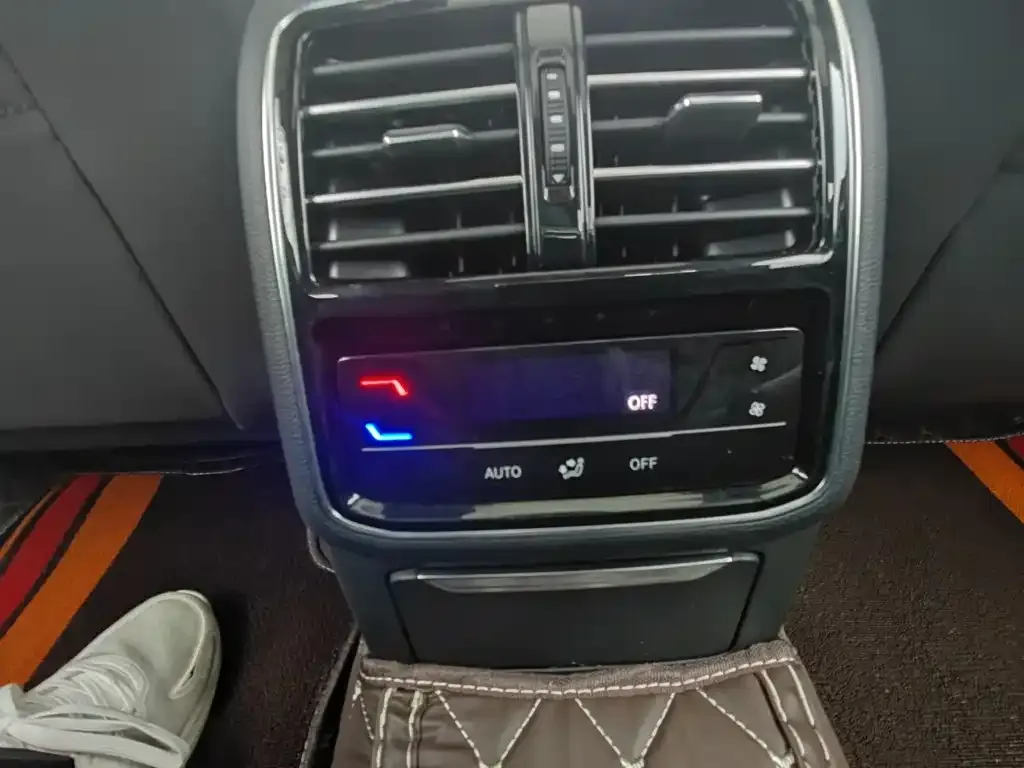 [object Object] Magotan GTE PHEV 2024 из CN, фото 9