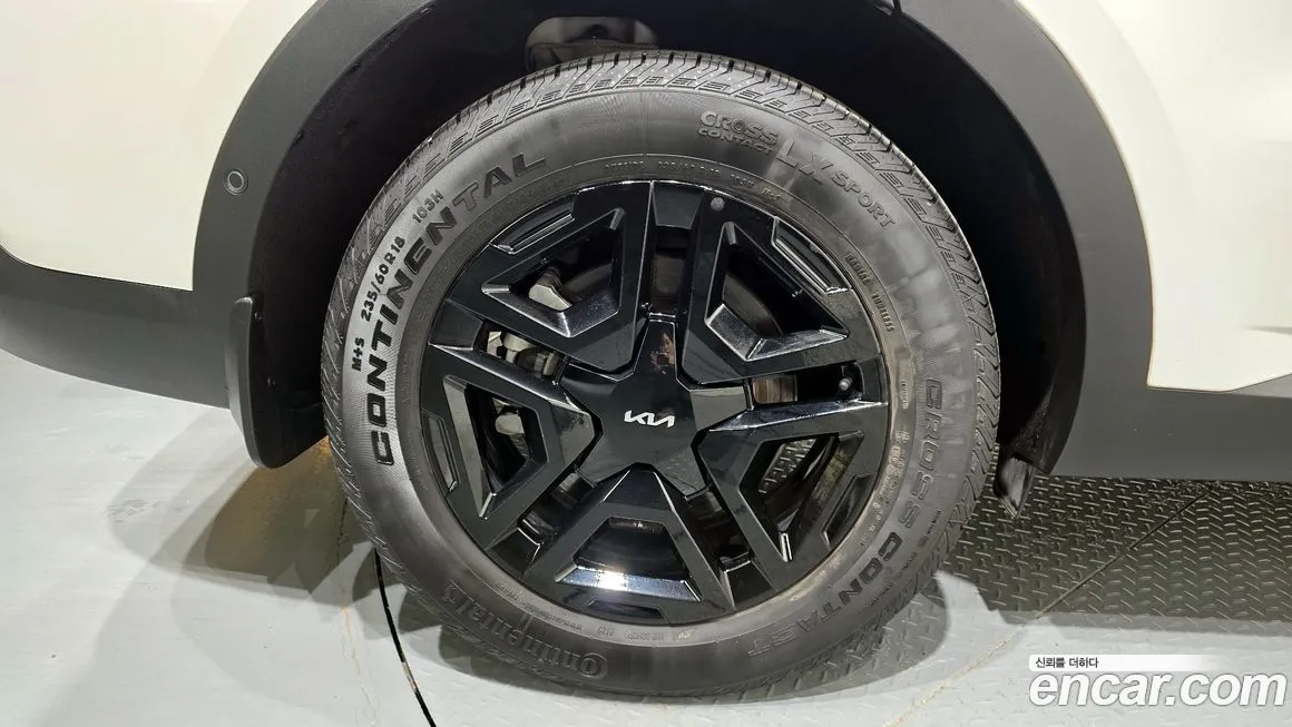 Kia Sorento — фото 5