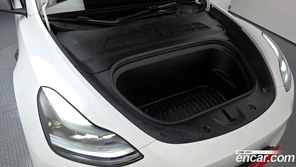 Tesla Model Y 2023 из KR, фото 6