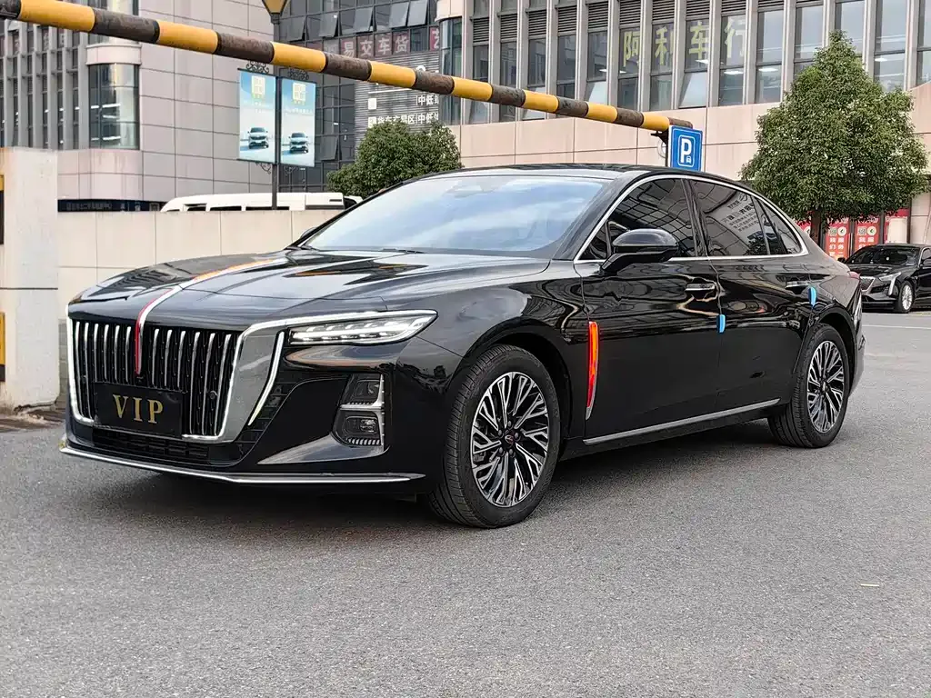 Hongqi H5 — фото 1